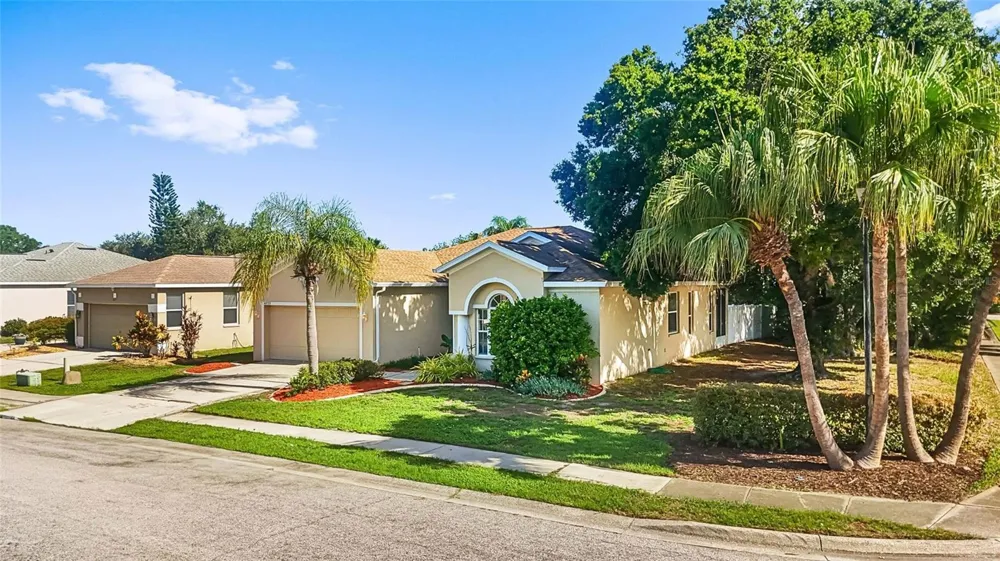 4021 3RD AVENUE E Bradenton, FL 34208