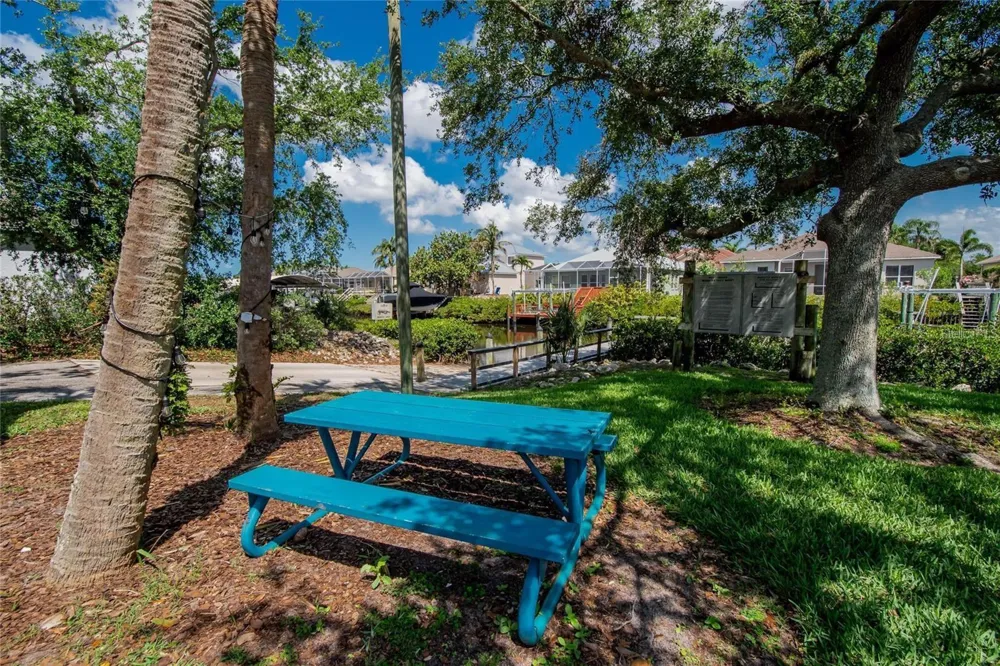 4021 3RD AVENUE E Bradenton, FL 34208