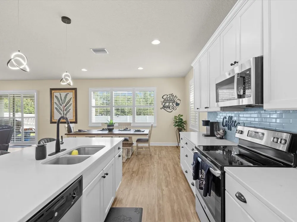 7117 PARK TREE DRIVE Tampa, FL 33625