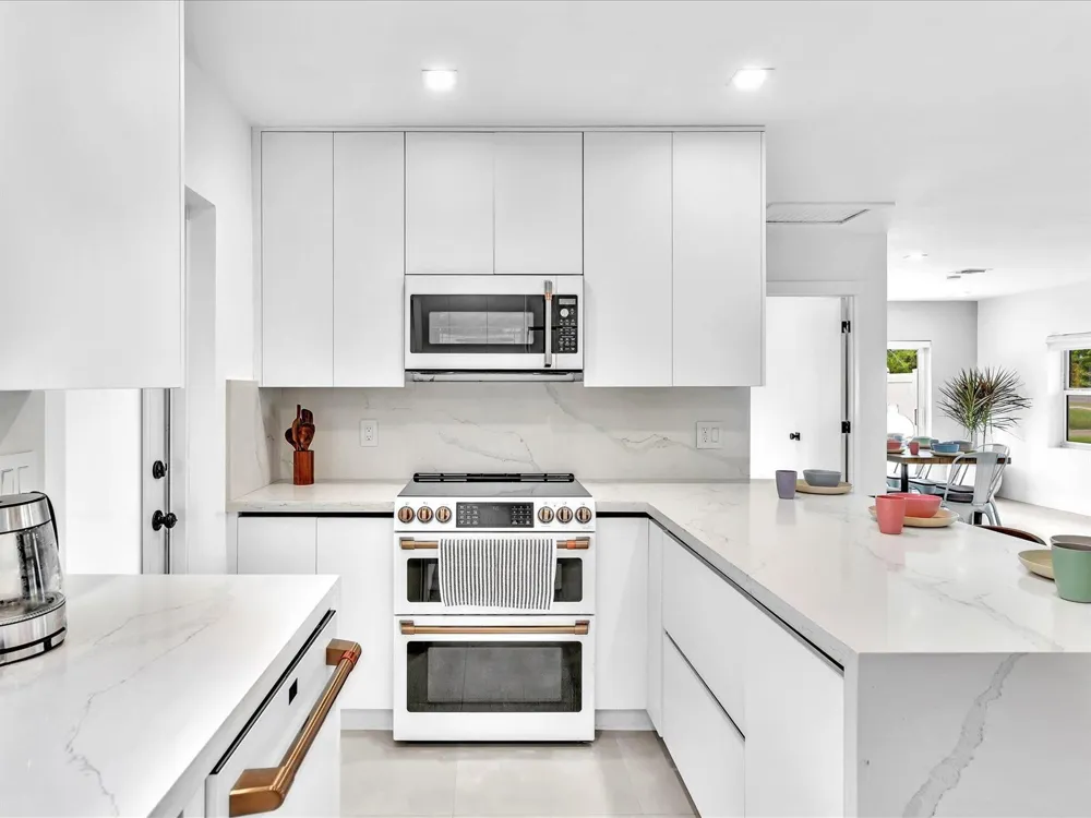 209 NE 27th Drive Wilton Manors, FL 33334