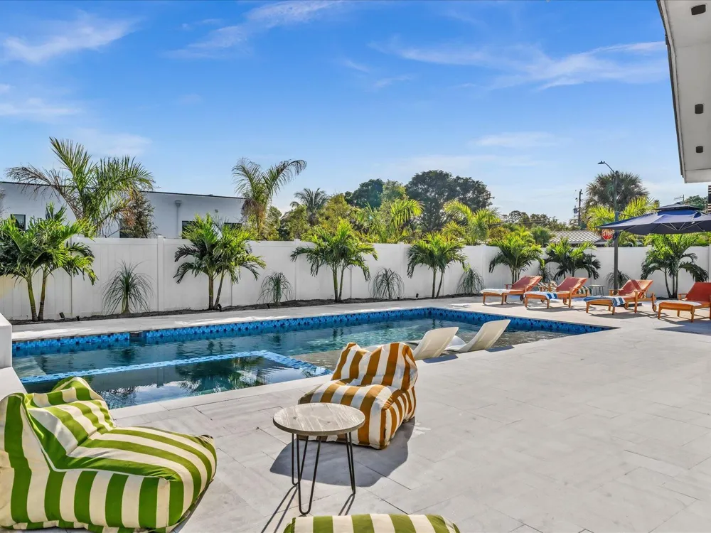 209 NE 27th Drive Wilton Manors, FL 33334