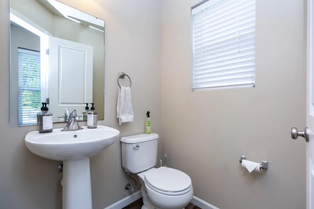 635 Rockway Drive Linden, MI 48451