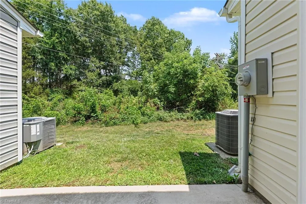 1168 Brooksridge Way Whitsett, NC 27377