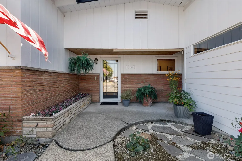 1167 McKinley Street Enumclaw, WA 98022