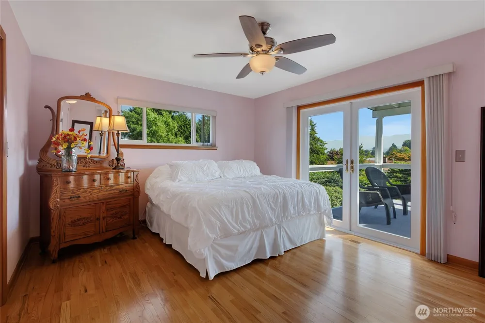 1167 McKinley Street Enumclaw, WA 98022