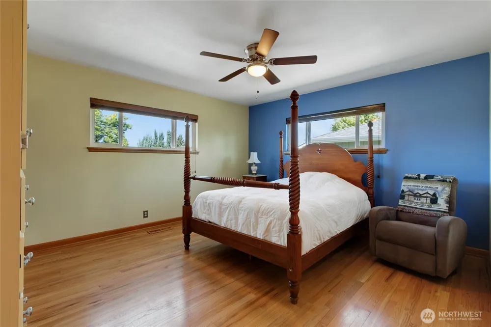 1167 McKinley Street Enumclaw, WA 98022