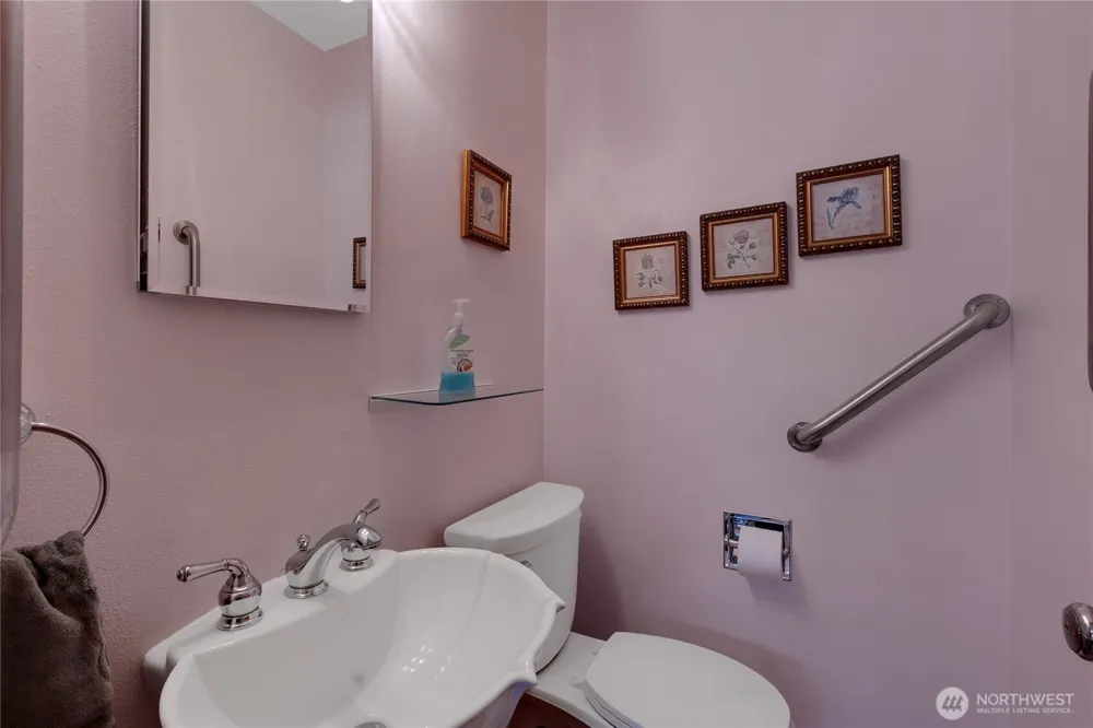 1167 McKinley Street Enumclaw, WA 98022