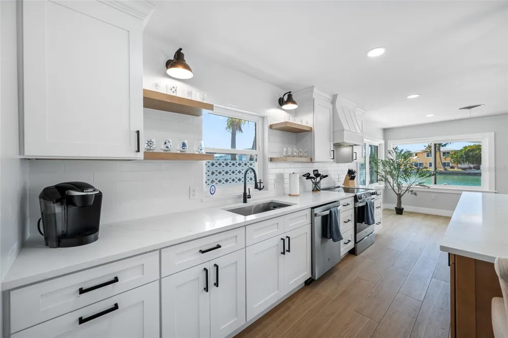 370 59TH AVENUE St Pete Beach, FL 33706