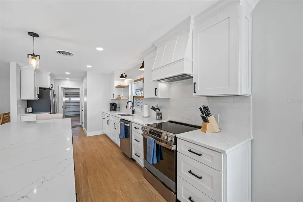 370 59TH AVENUE St Pete Beach, FL 33706