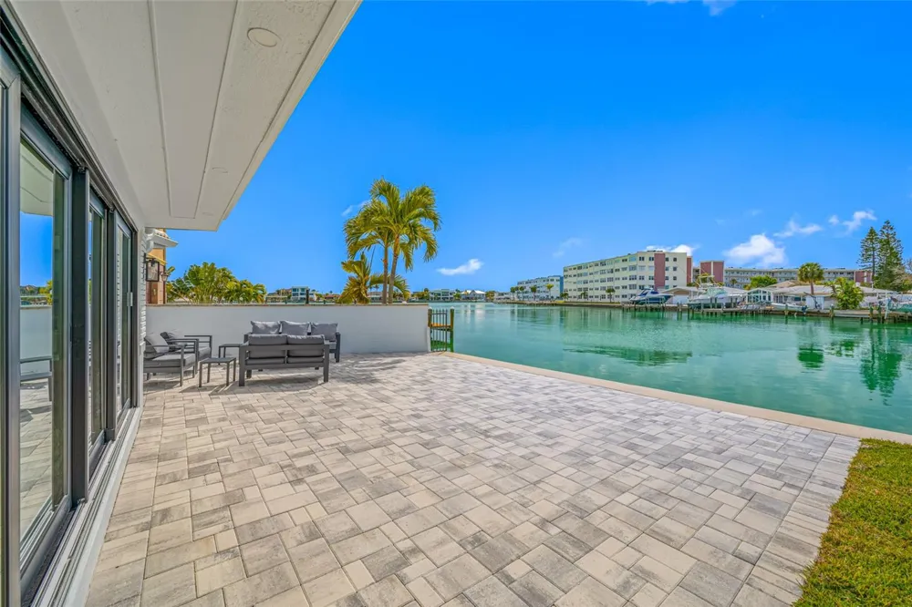 370 59TH AVENUE St Pete Beach, FL 33706