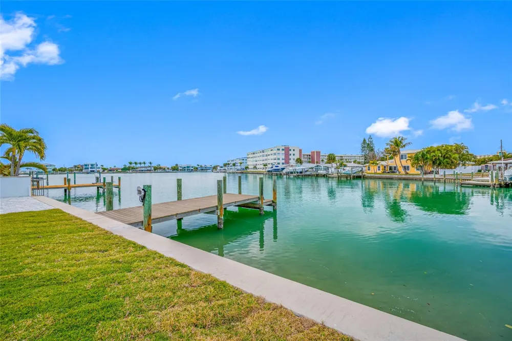 370 59TH AVENUE St Pete Beach, FL 33706