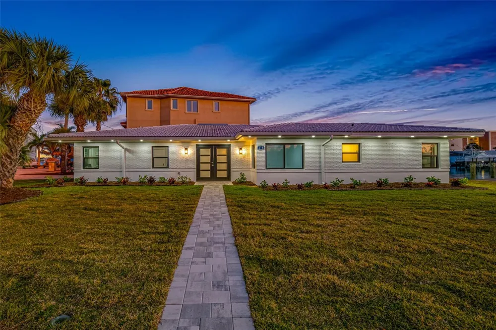 370 59TH AVENUE St Pete Beach, FL 33706