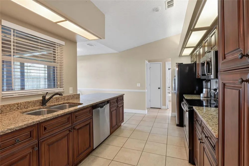3210 THOROUGHBRED LOOP Lakeland, FL 33811