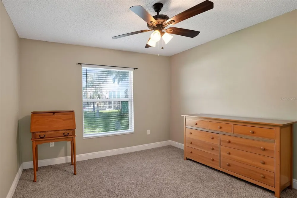 3210 THOROUGHBRED LOOP Lakeland, FL 33811