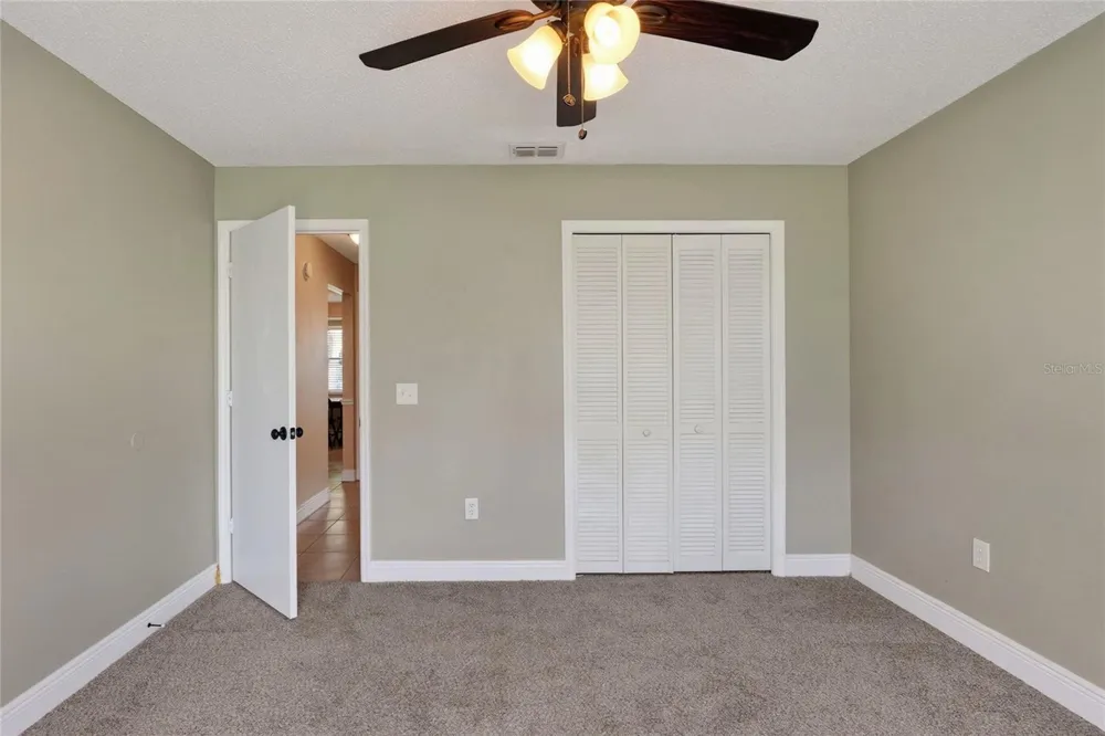 3210 THOROUGHBRED LOOP Lakeland, FL 33811