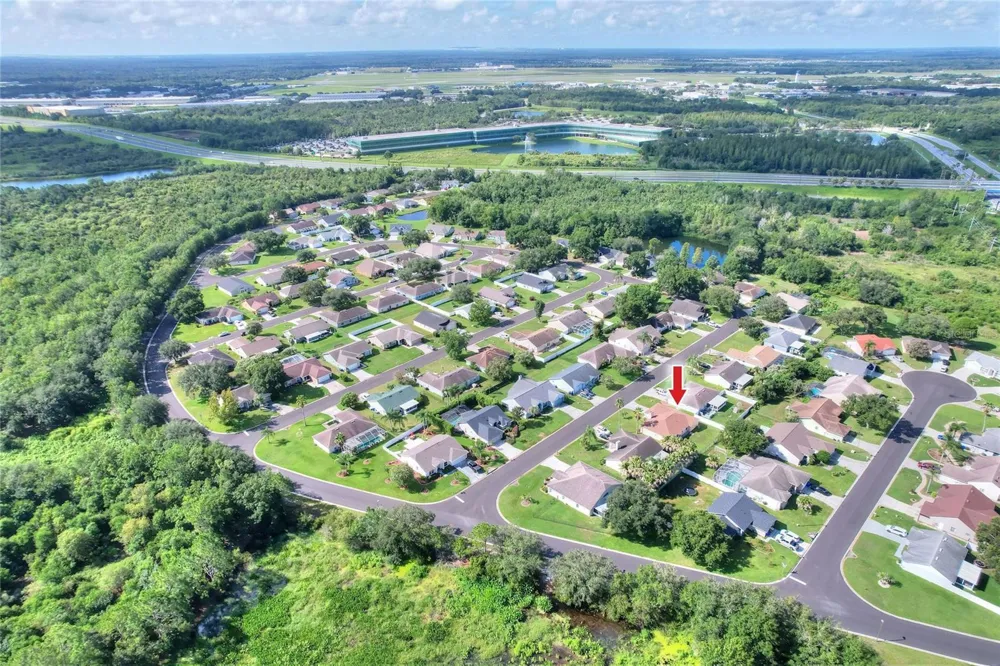 3210 THOROUGHBRED LOOP Lakeland, FL 33811