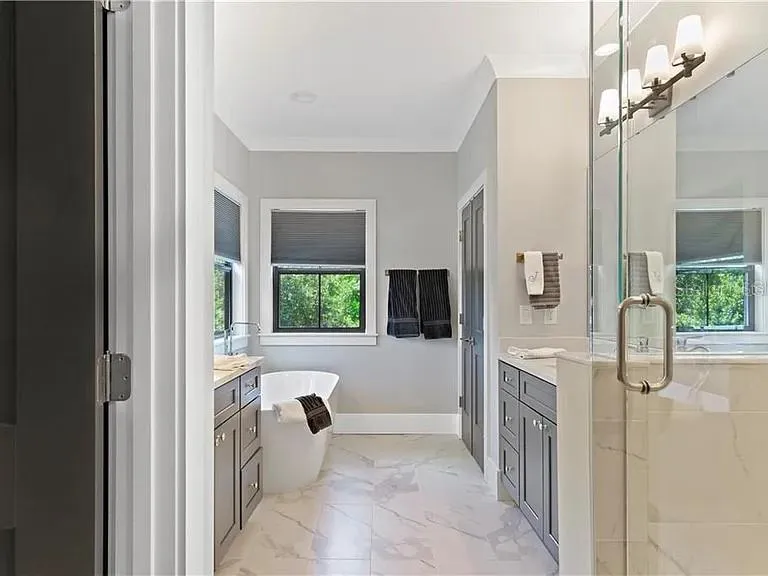 2234 HOWARD DRIVE Winter Park, FL 32789