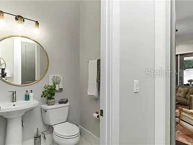 2234 HOWARD DRIVE Winter Park, FL 32789