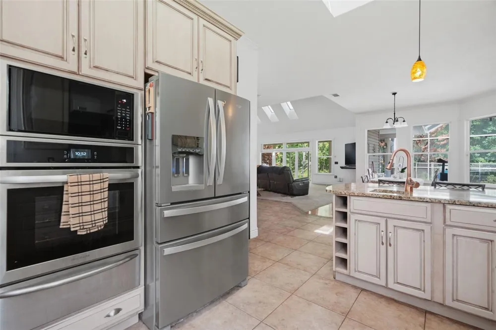 18308 VALOR PATH Brooksville, FL 34604