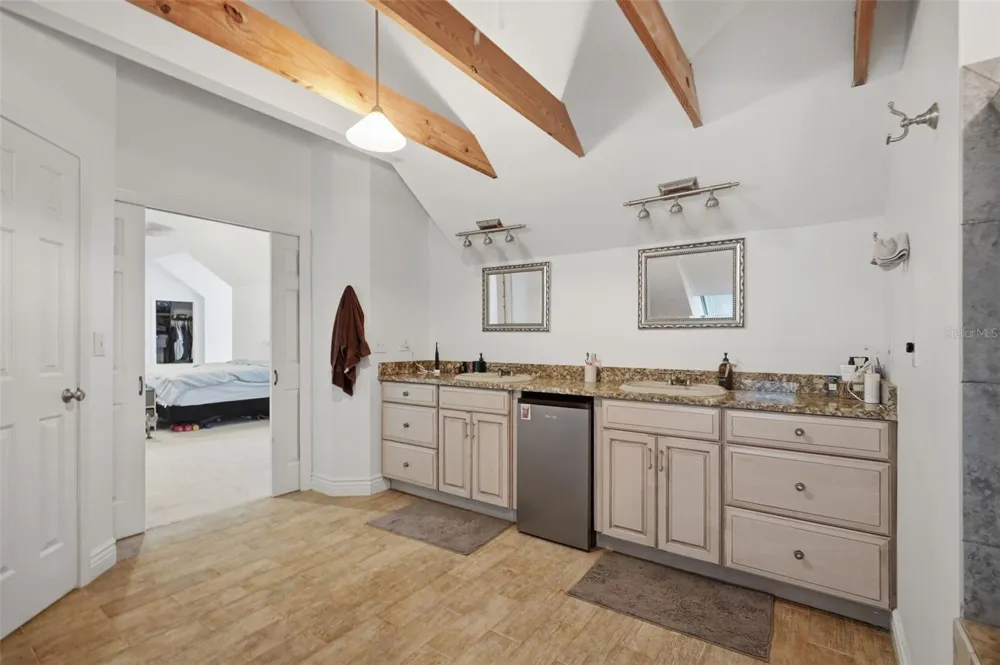 18308 VALOR PATH Brooksville, FL 34604