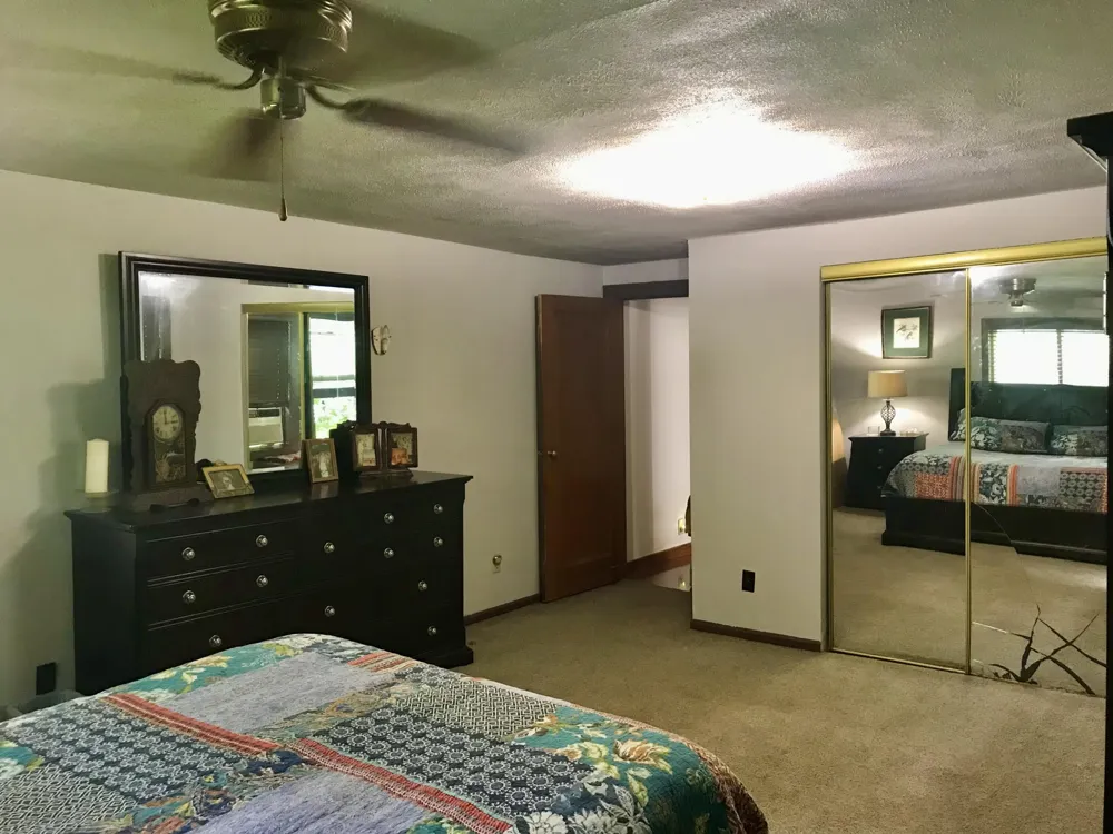 11448 Riverside Drive White Pigeon, MI 49099