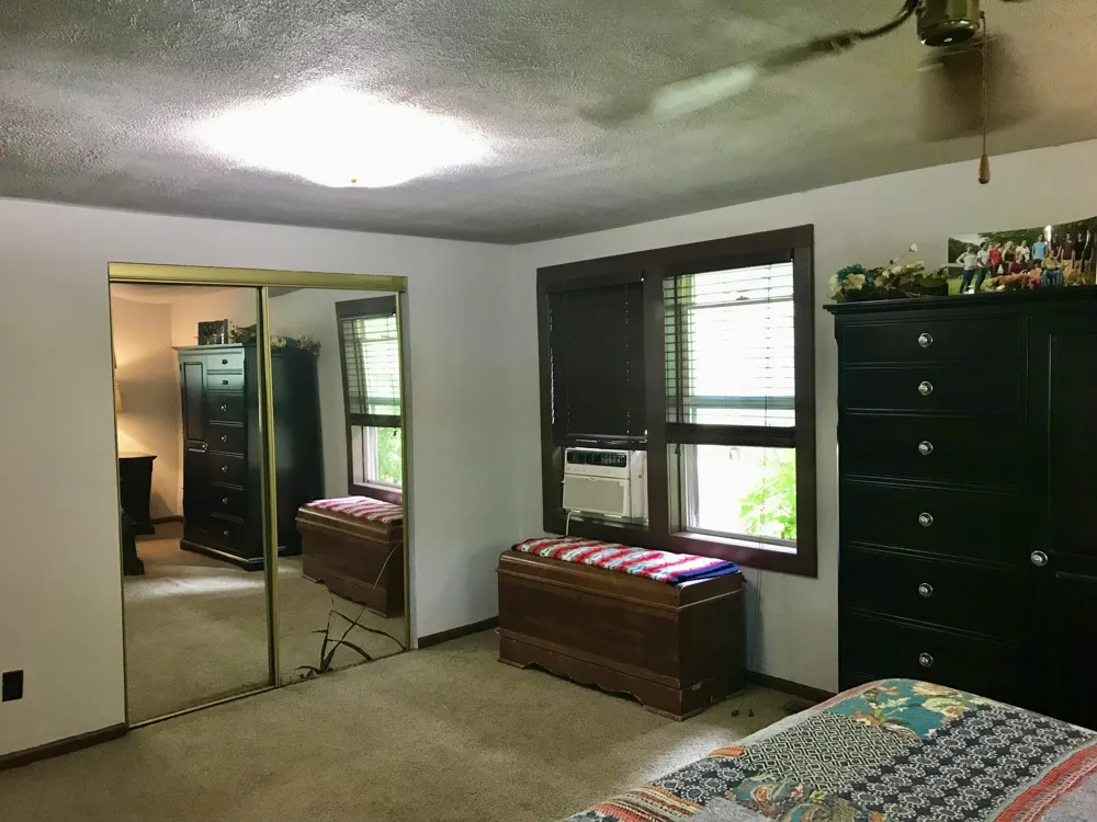 11448 Riverside Drive White Pigeon, MI 49099