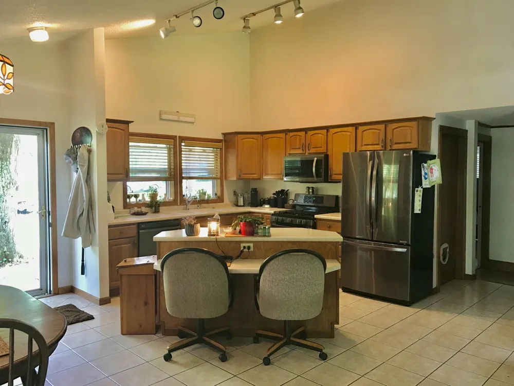 11448 Riverside Drive White Pigeon, MI 49099
