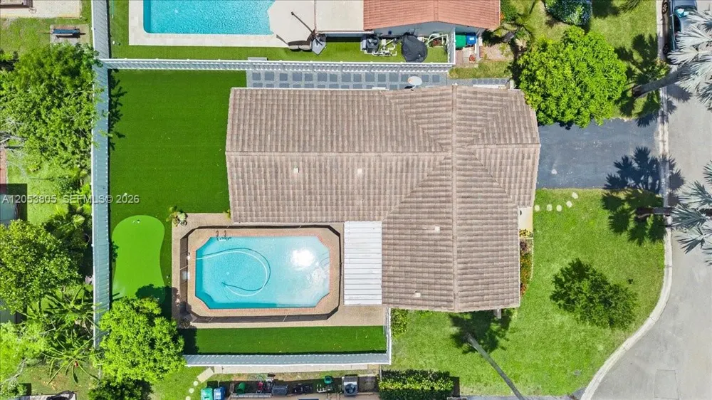2338 NW 98th Way Coral Springs, FL 33065