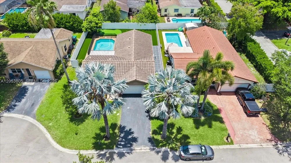 2338 NW 98th Way Coral Springs, FL 33065