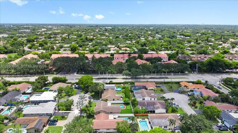 2338 NW 98th Way Coral Springs, FL 33065