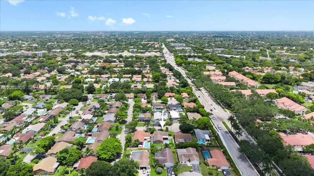 2338 NW 98th Way Coral Springs, FL 33065