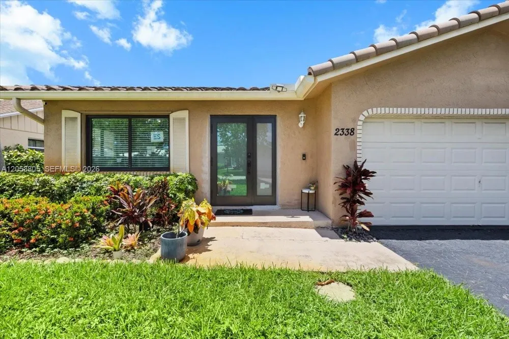 2338 NW 98th Way Coral Springs, FL 33065