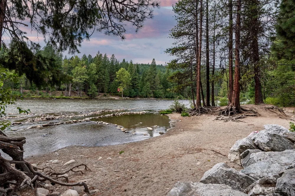 22125 Appaloosa Lane Leavenworth, WA 98826