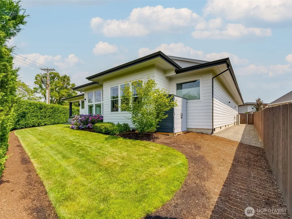 18200 NE 82 STREET Vancouver, WA 98682