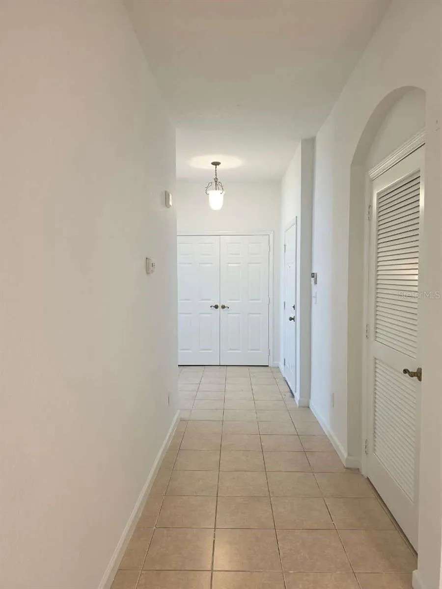 3000 LAUREL PARK LANE #207 Kissimmee, FL 34741