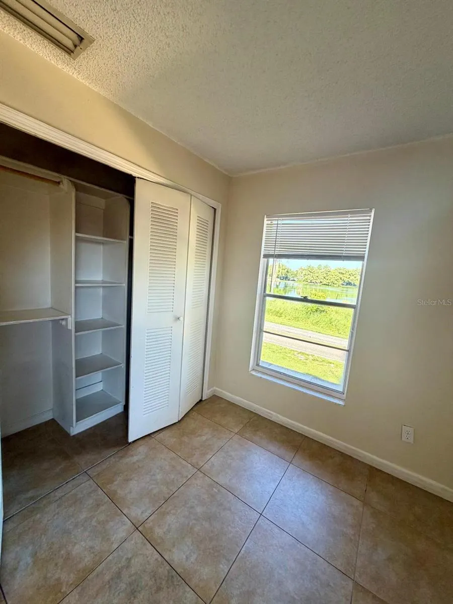 2975 S FERN CREEK AVENUE #2975 Orlando, FL 32806