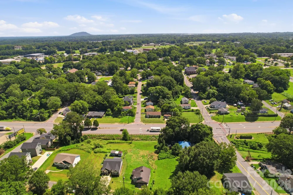 911 Chester Street Gastonia, NC 28052