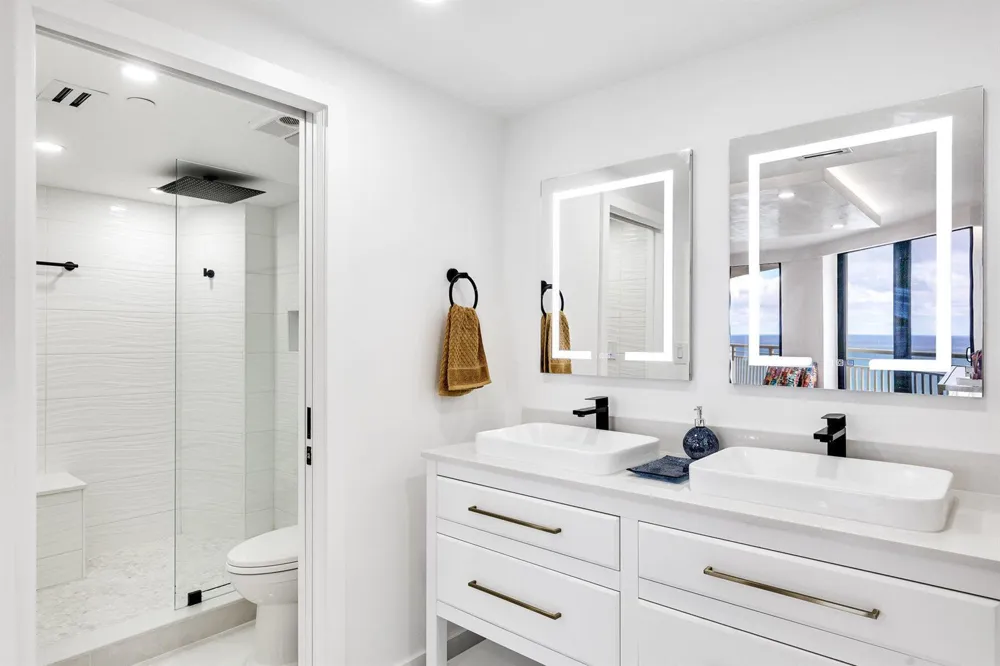 3000 OCEAN DRIVE #PH-A Singer Island, FL 33404