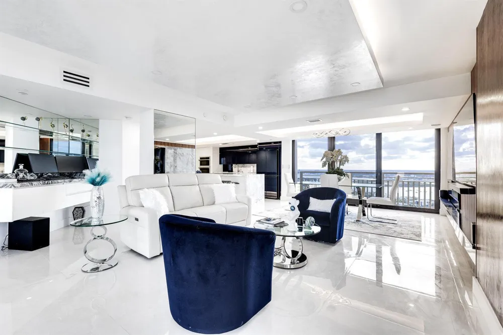 3000 OCEAN DRIVE #PH-A Singer Island, FL 33404