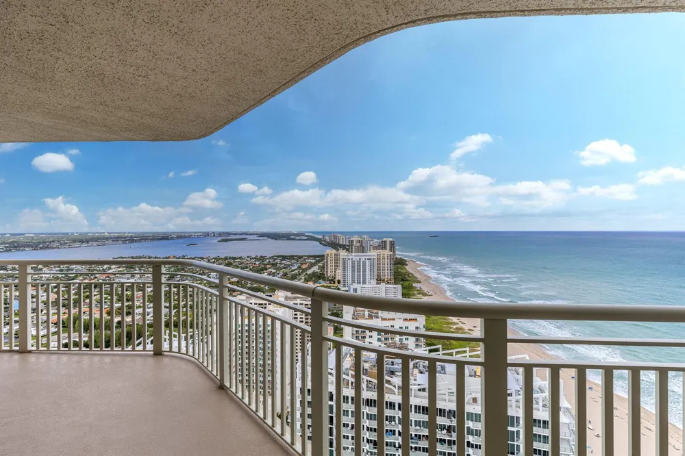 3000 OCEAN DRIVE #PH-A Singer Island, FL 33404
