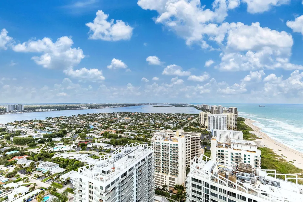 3000 OCEAN DRIVE #PH-A Singer Island, FL 33404