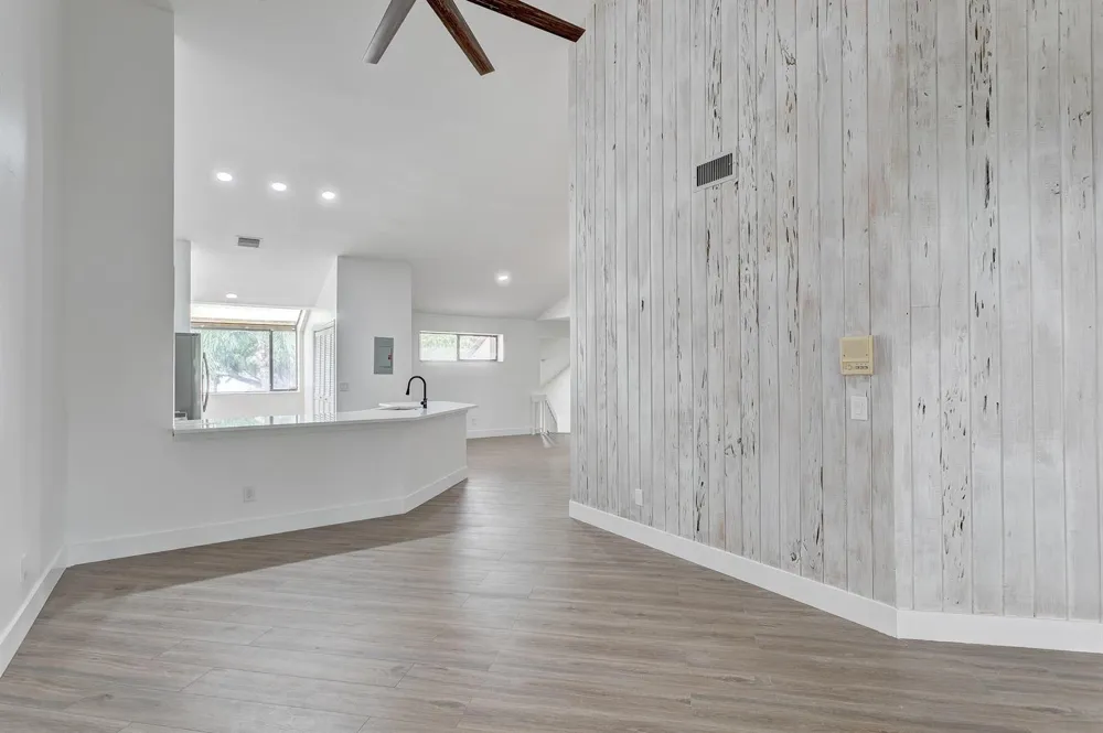 205 SEA OATS DRIVE #E Juno Beach, FL 33408