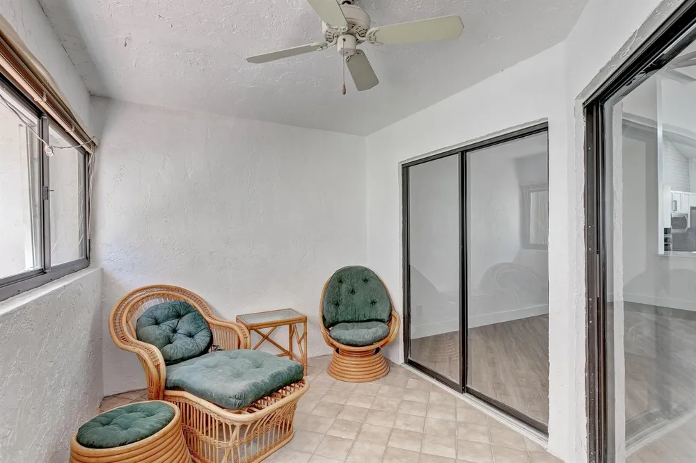 205 SEA OATS DRIVE #E Juno Beach, FL 33408
