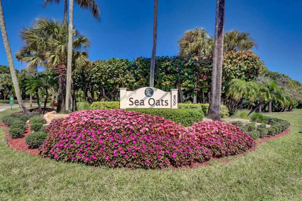 205 SEA OATS DRIVE #E Juno Beach, FL 33408
