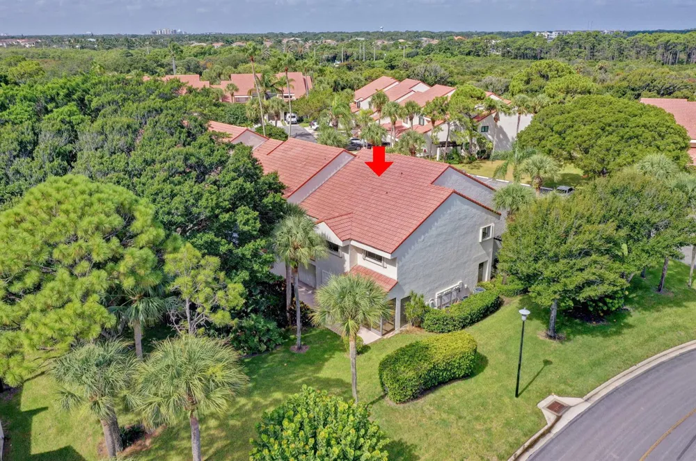 205 SEA OATS DRIVE #E Juno Beach, FL 33408