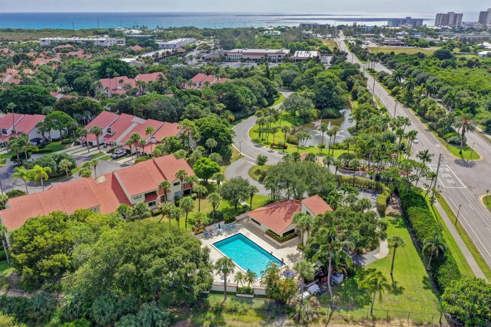 205 SEA OATS DRIVE #E Juno Beach, FL 33408