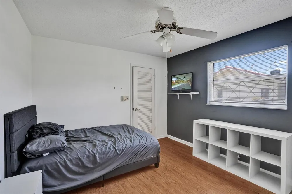 3145 NW 116th Avenue Coral Springs, FL 33065