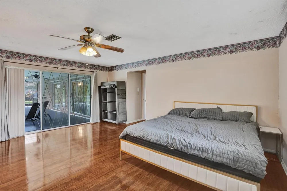 3145 NW 116th Avenue Coral Springs, FL 33065