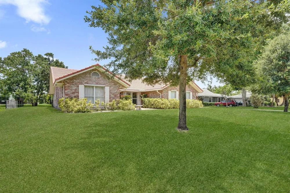 3145 NW 116th Avenue Coral Springs, FL 33065