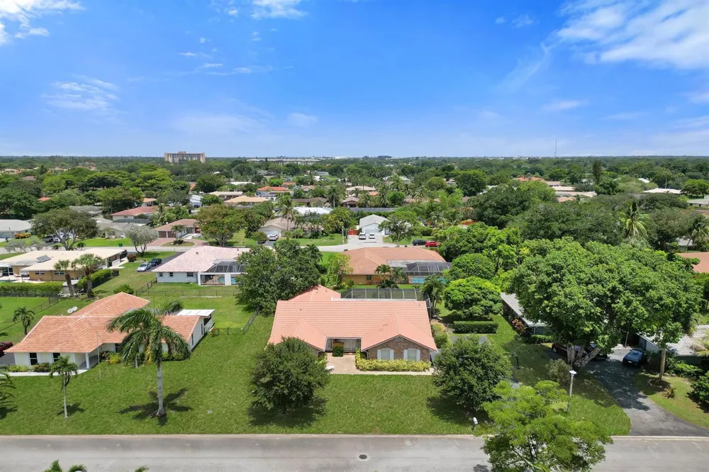 3145 NW 116th Avenue Coral Springs, FL 33065